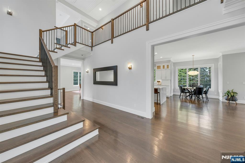 45 Brook Way Demarest, NJ 07627 - Photo 5 of 49
