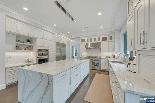 $2,998,000 | 45 Brook Way, Demarest, NJ 07627