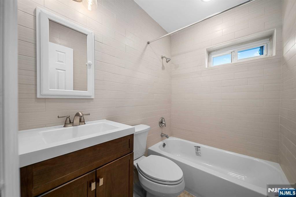 345 Hudson Street, Unit 6 Hackensack, NJ 07601 - Photo 14 of 18