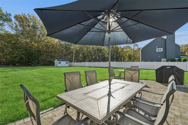 a view of an outdoor sitting space