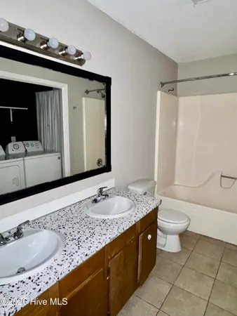 $1,100 | 1400 East 1st Street, Unit A, Greenville, NC 27858