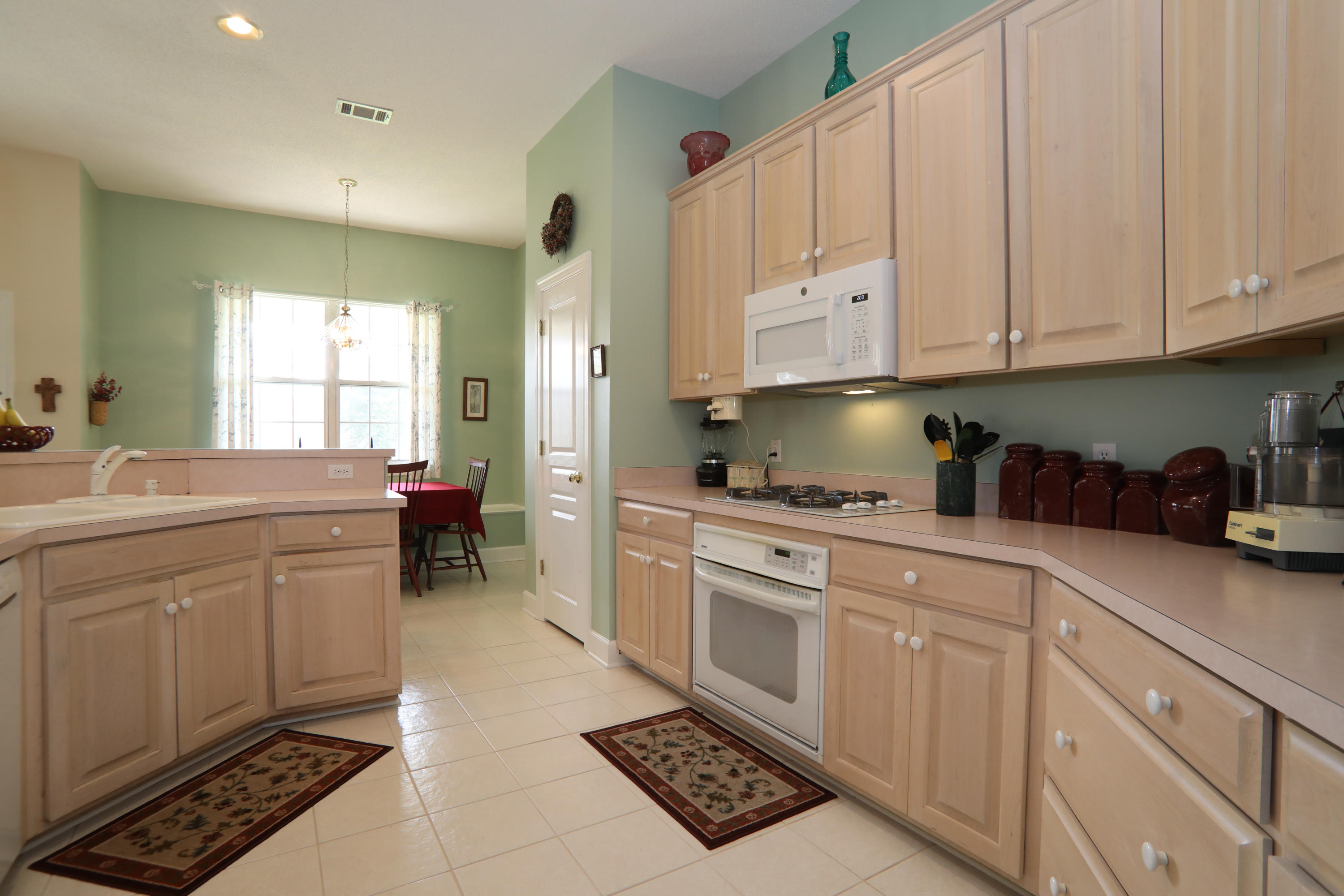4462 Woodbridge Road Niceville, FL 32578 - Photo 14 of 20 Kitchen 2