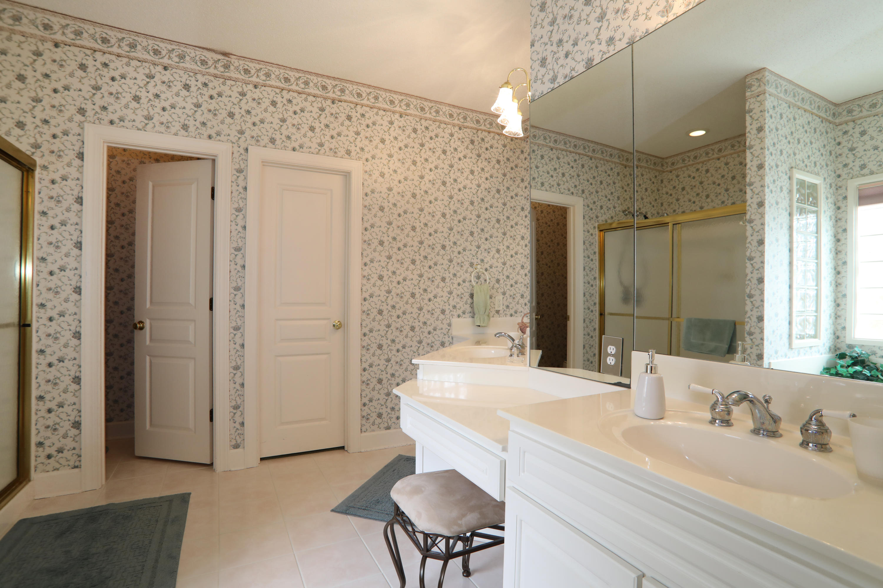 4462 Woodbridge Road Niceville, FL 32578 - Photo 15 of 20 Master Bath