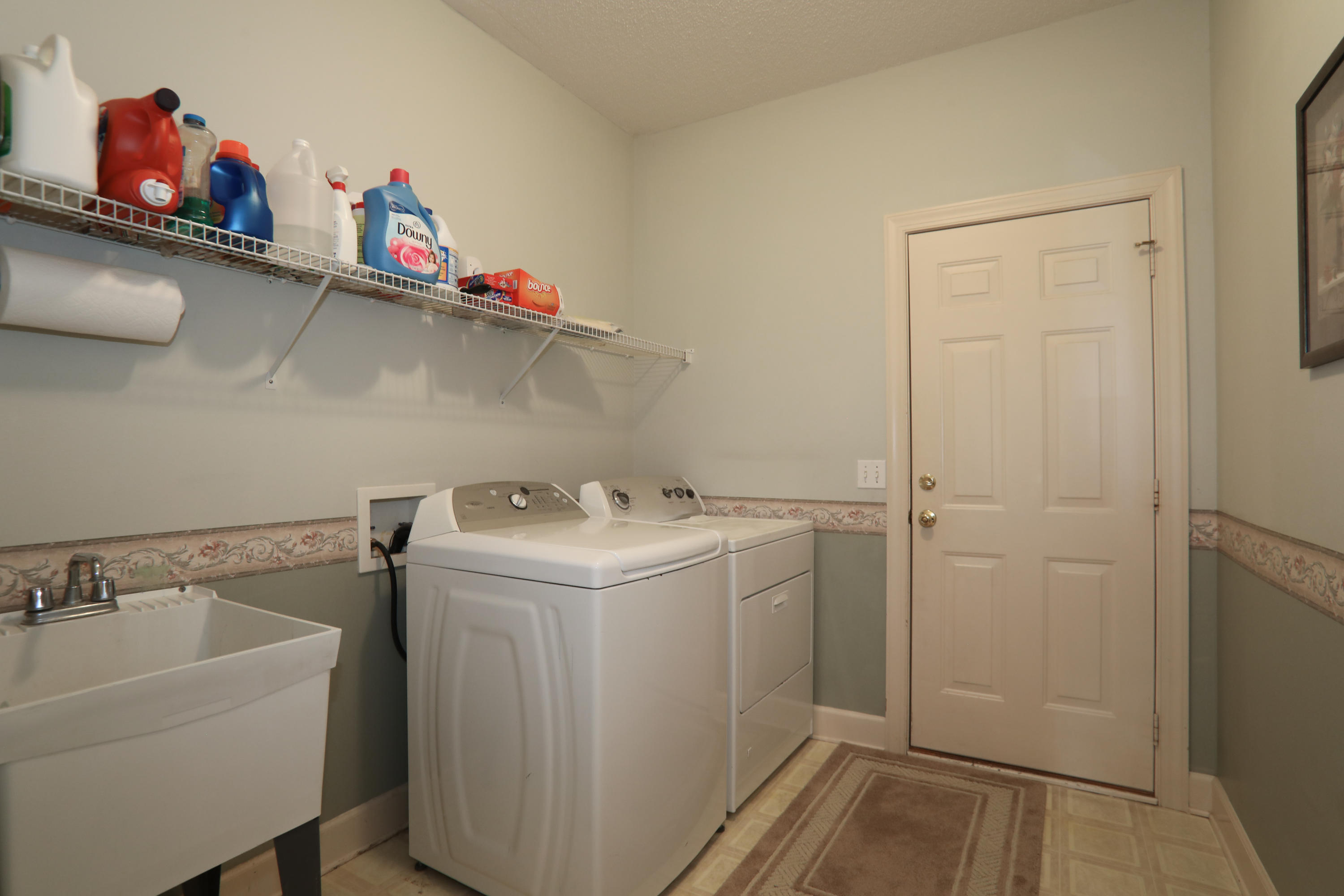 4462 Woodbridge Road Niceville, FL 32578 - Photo 18 of 20 Laundry