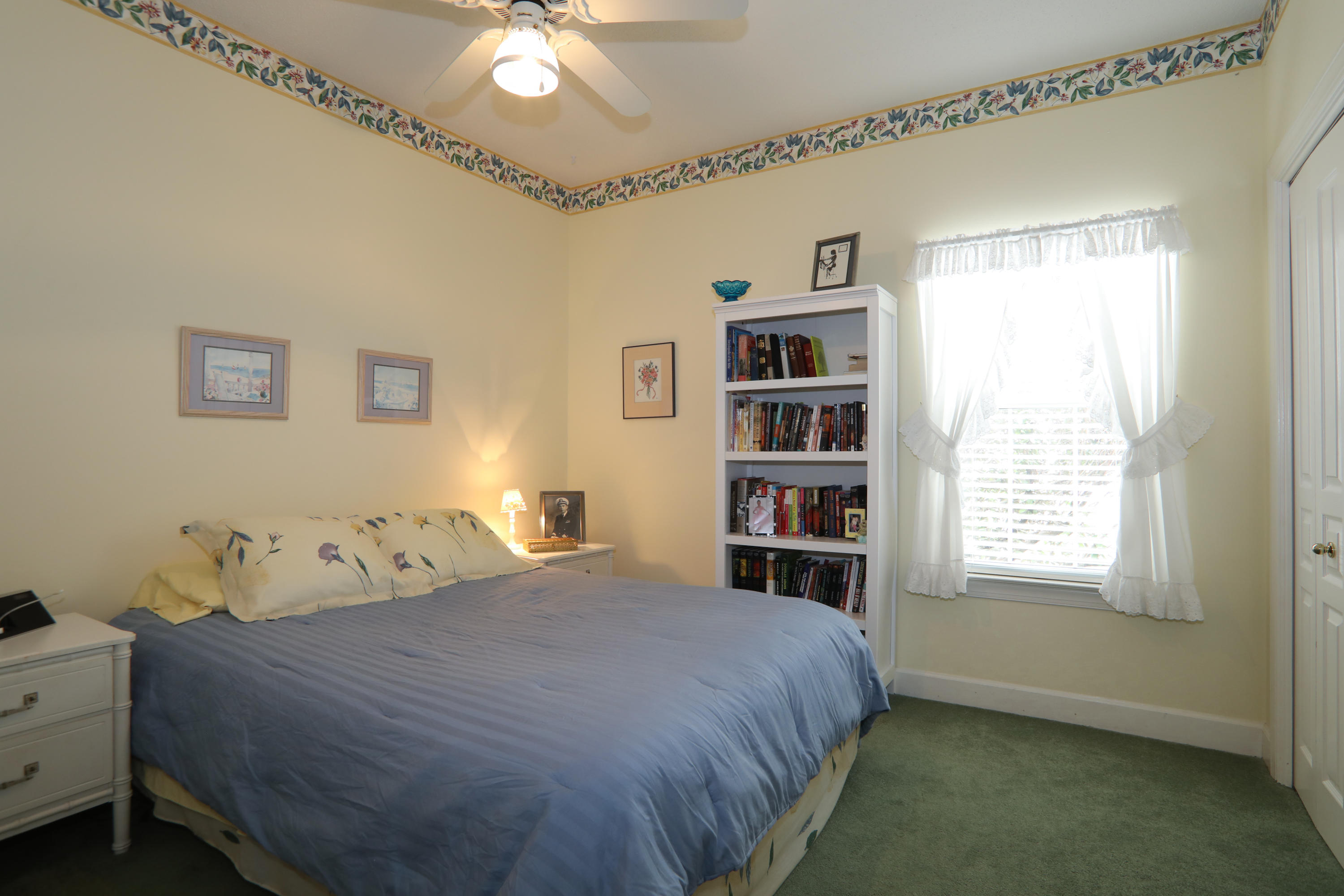 4462 Woodbridge Road Niceville, FL 32578 - Photo 5 of 20 Guest Room 2
