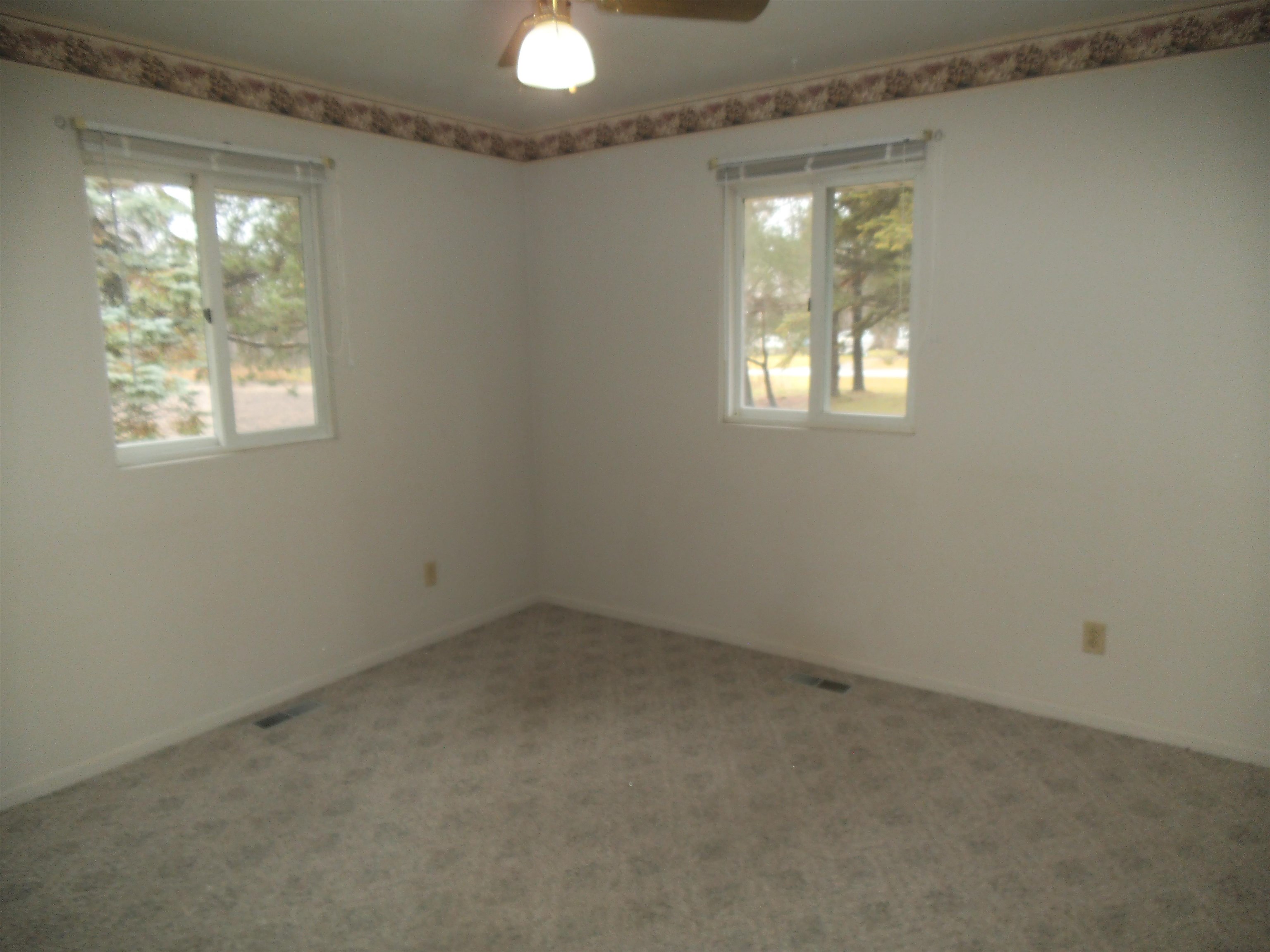 435 Wetters Road Kawkawlin, MI 48631 - Photo 15 of 38
