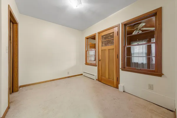 $140,000 | 210 West 3rd Street, Hayward, MN 56043