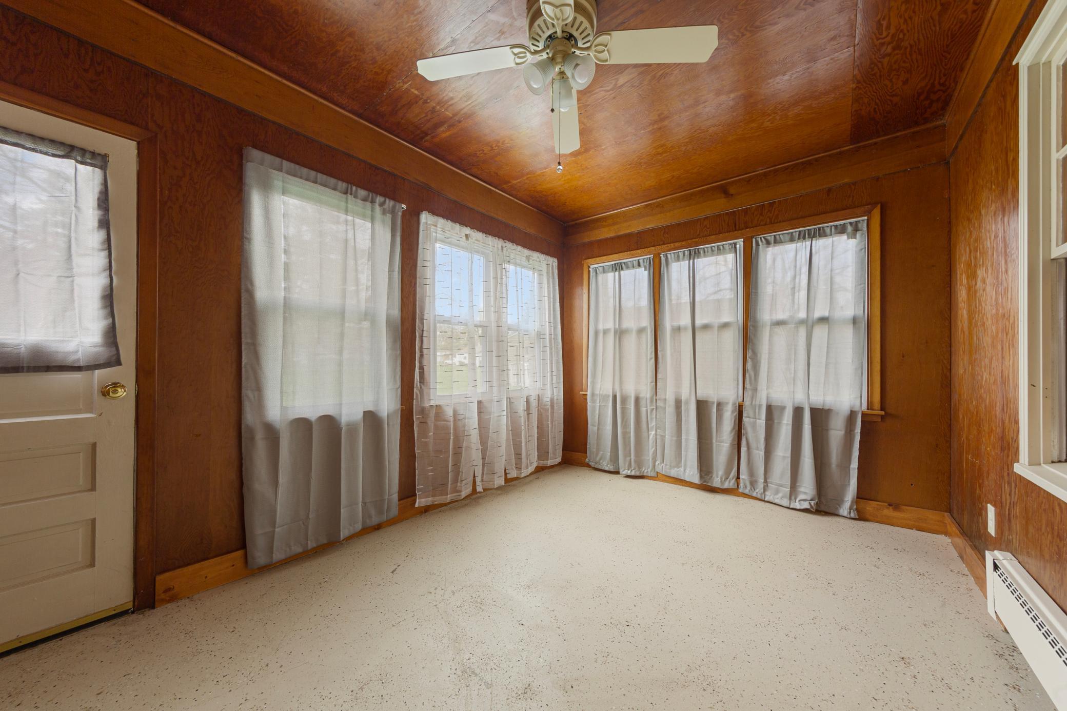 210 West 3rd Street Hayward, MN 56043 - Photo 20 of 34