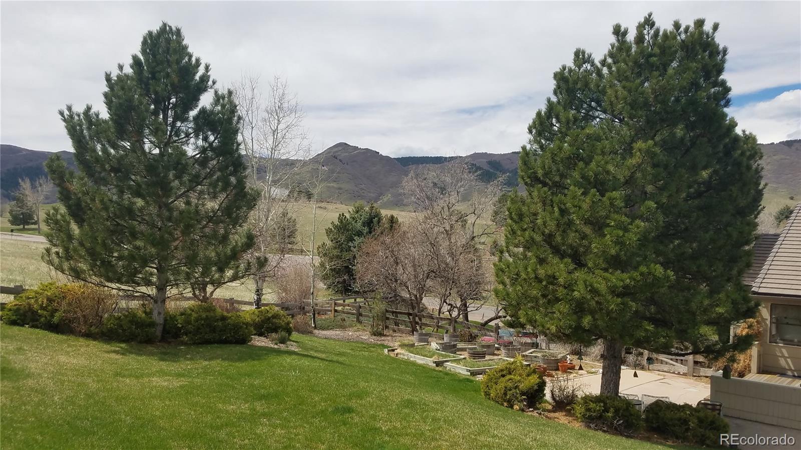 2 Blue Grouse Ridge Road Littleton, CO 80127 - Photo 9 of 28 Gallery Image 9