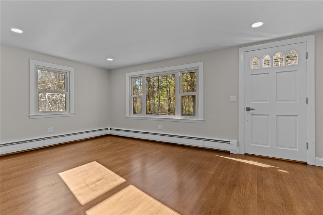 1175 Tarkiln Road Burrillville, RI 02830 - Photo 12 of 40