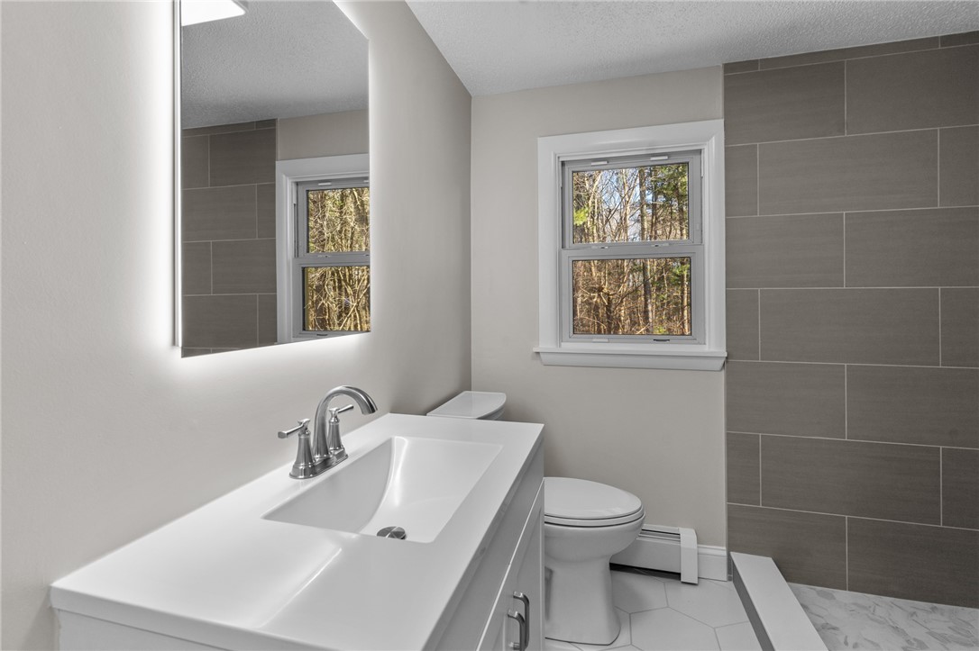 1175 Tarkiln Road Burrillville, RI 02830 - Photo 21 of 40