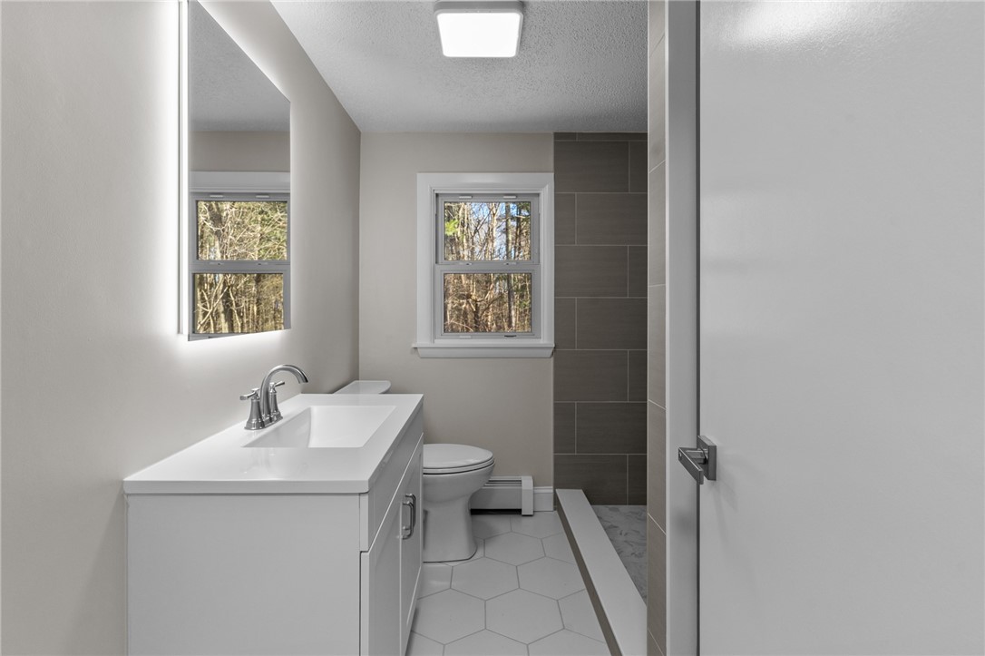 1175 Tarkiln Road Burrillville, RI 02830 - Photo 22 of 40