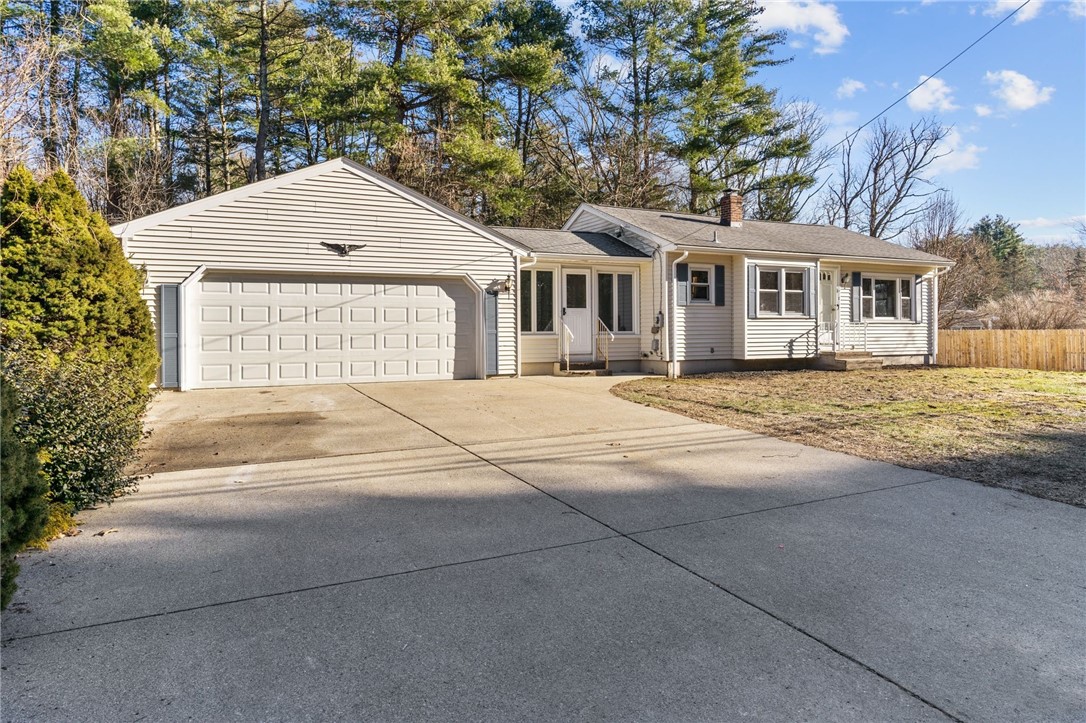 1175 Tarkiln Road Burrillville, RI 02830 - Photo 28 of 40