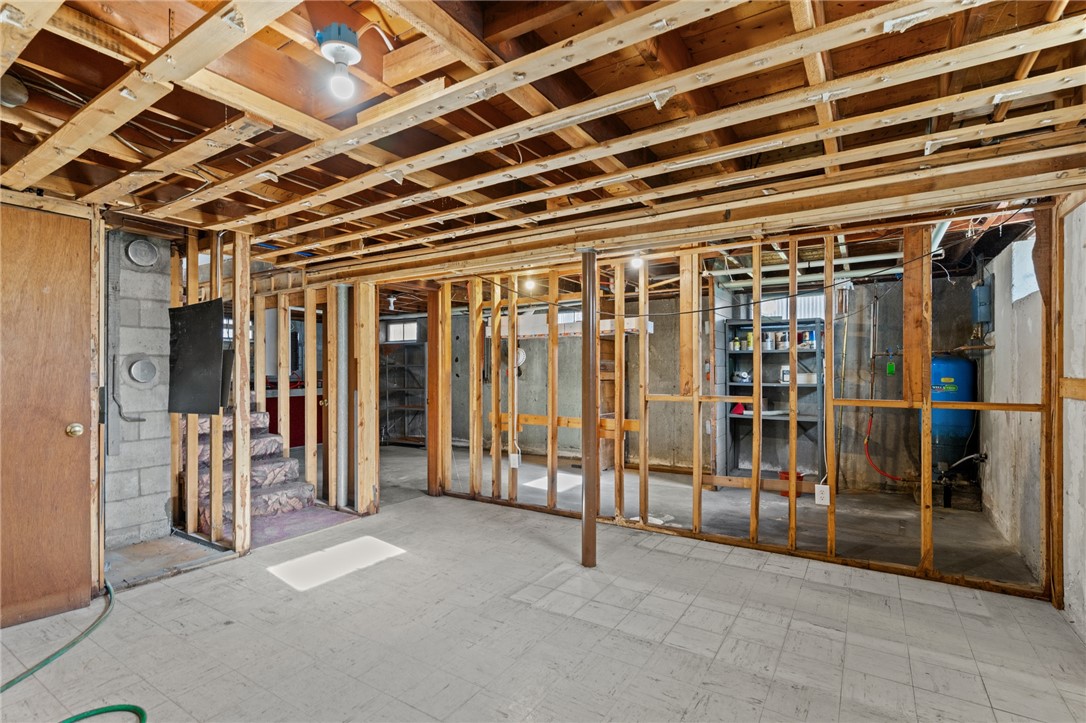 1175 Tarkiln Road Burrillville, RI 02830 - Photo 39 of 40