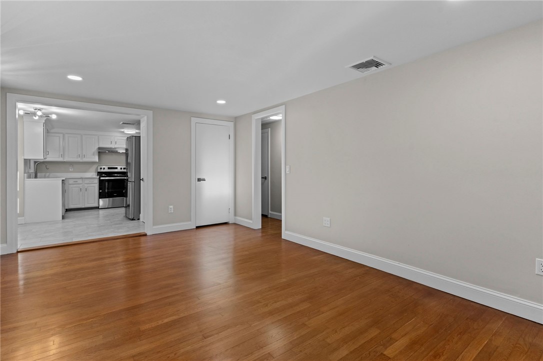 1175 Tarkiln Road Burrillville, RI 02830 - Photo 9 of 40