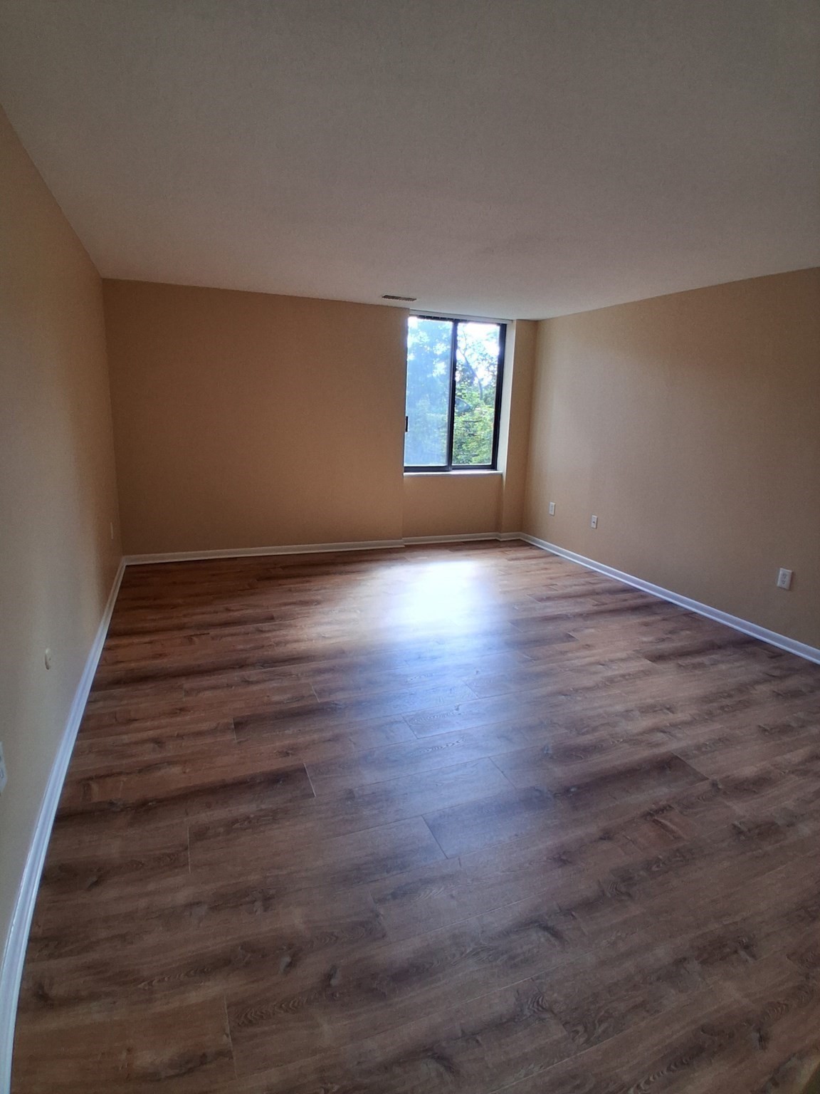 1004 Paradise Road, Unit 2M Swampscott, MA 01907 - Photo 15 of 23 Gallery Image 15