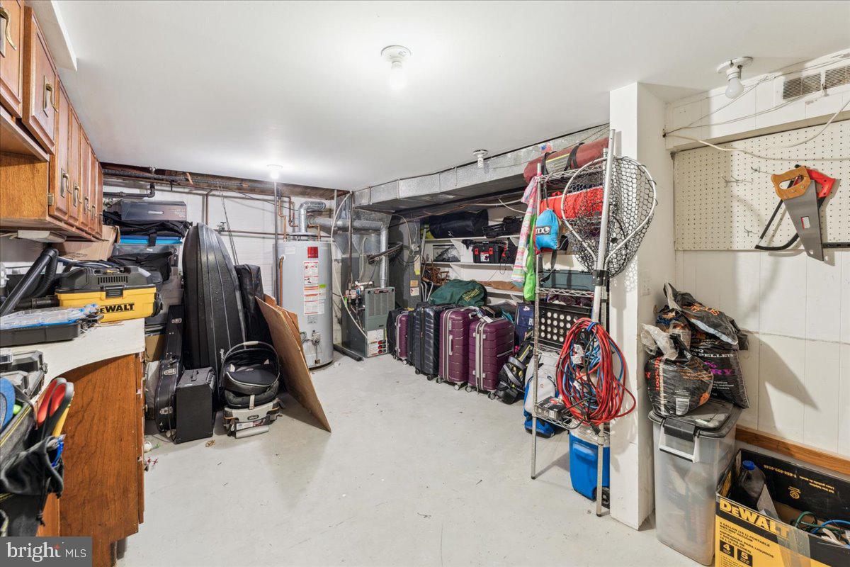 5222 Ferndale Street Springfield, VA 22151 - Photo 24 of 33 a view of a storage with bicycles