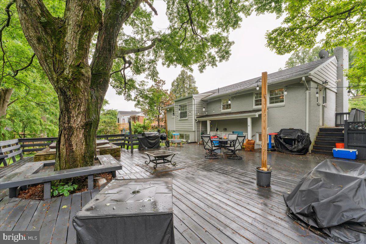 5222 Ferndale Street Springfield, VA 22151 - Photo 29 of 33 a view of a car park in front of house