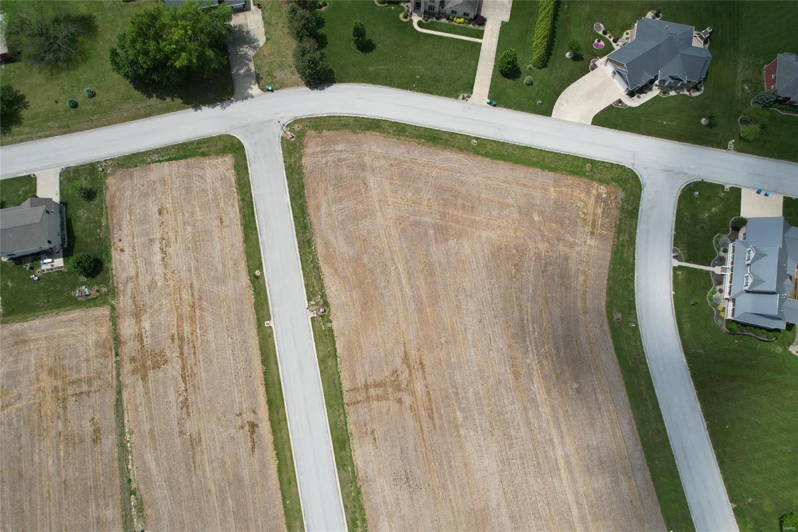 244 Walnut Bone Gap, IL 62815 - Photo 3 of 5