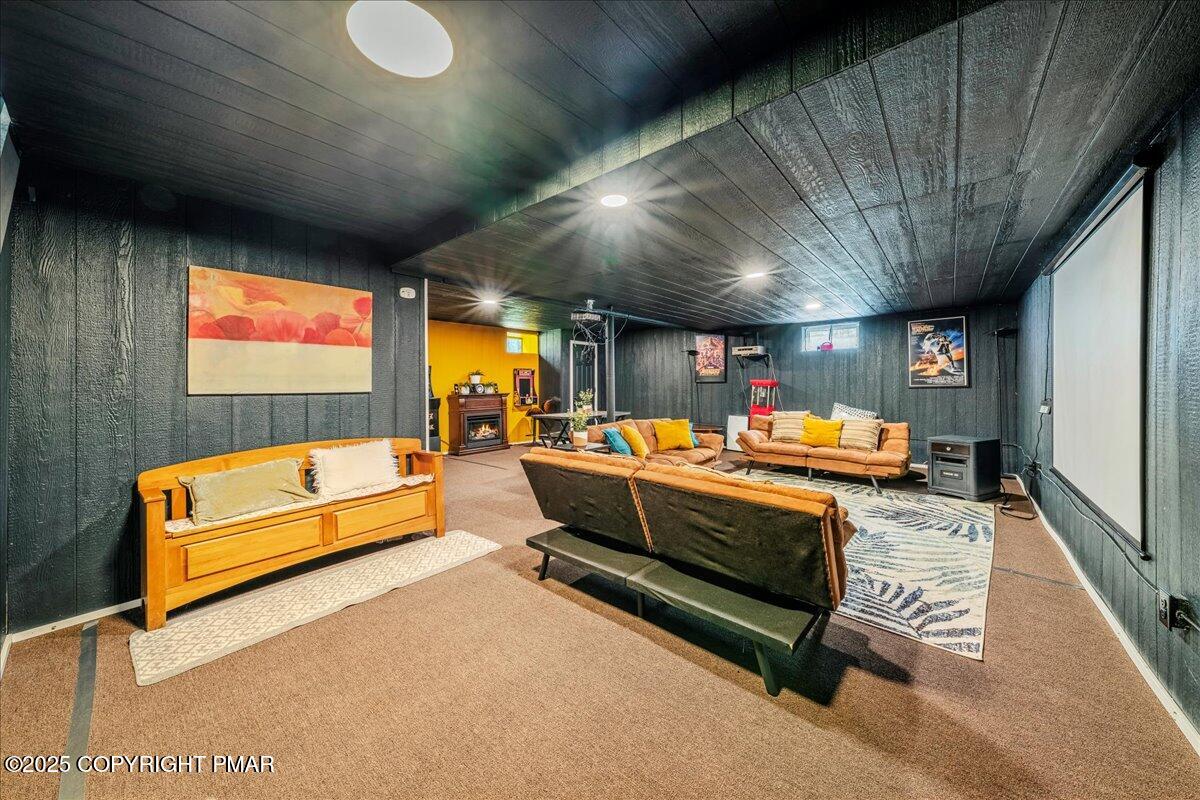 2102 Woodland Court Pocono Summit, PA 18346 - Photo 33 of 42 a outdoor space with furniture