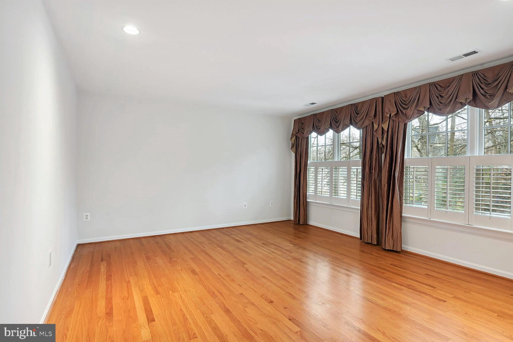 4340 37th Road North Arlington, VA 22207 - Photo 20 of 29