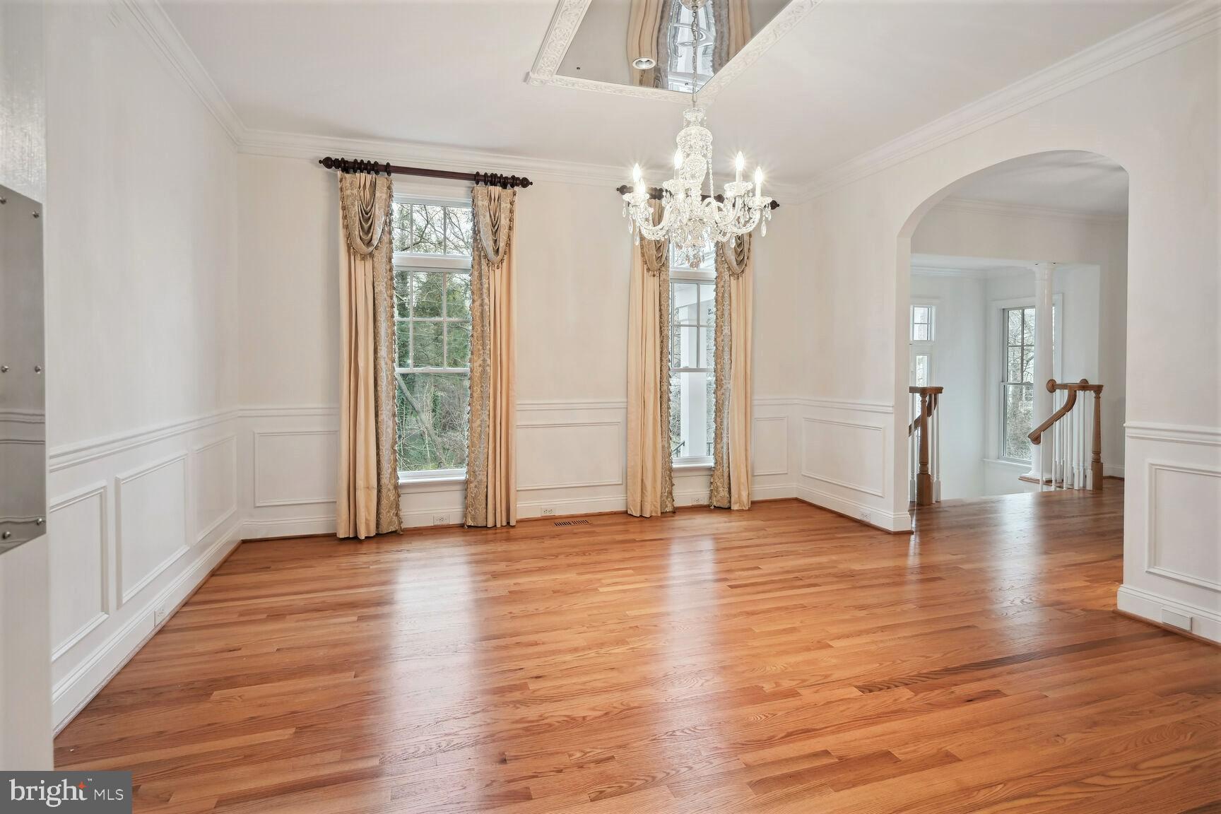 4340 37th Road North Arlington, VA 22207 - Photo 6 of 29