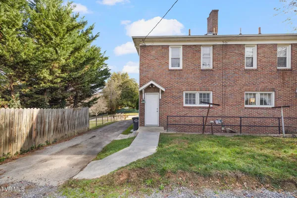 $329,000 | 722-724 Holston Street, Kingsport, TN 37660