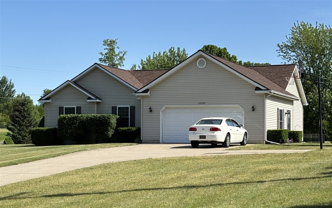 10289 Lee Road Grass Lake, MI 49240 - Photo 3 of 99