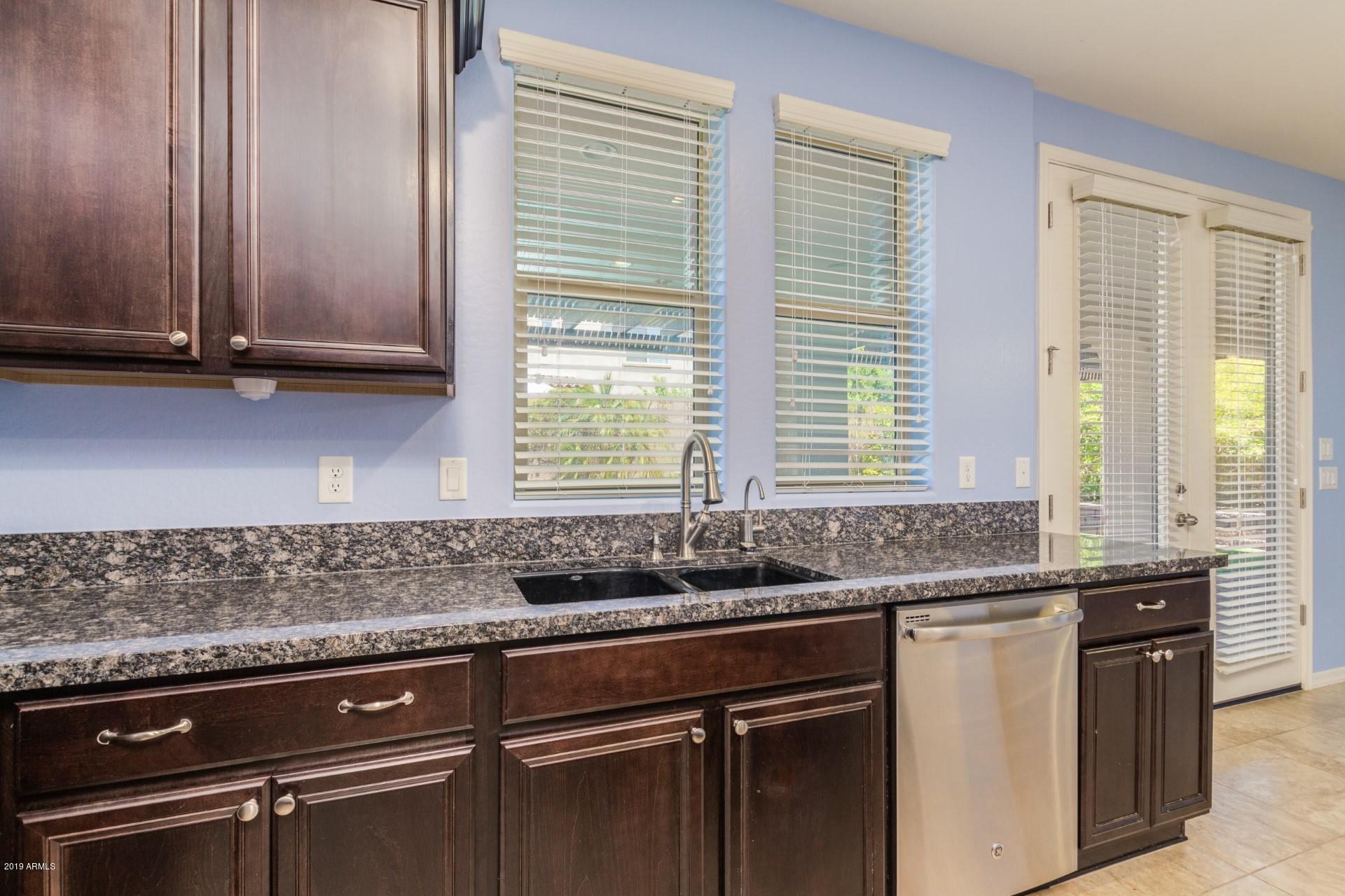 20876 West Stone Hill Road Buckeye, AZ 85396 - Photo 11 of 34 Kitchen