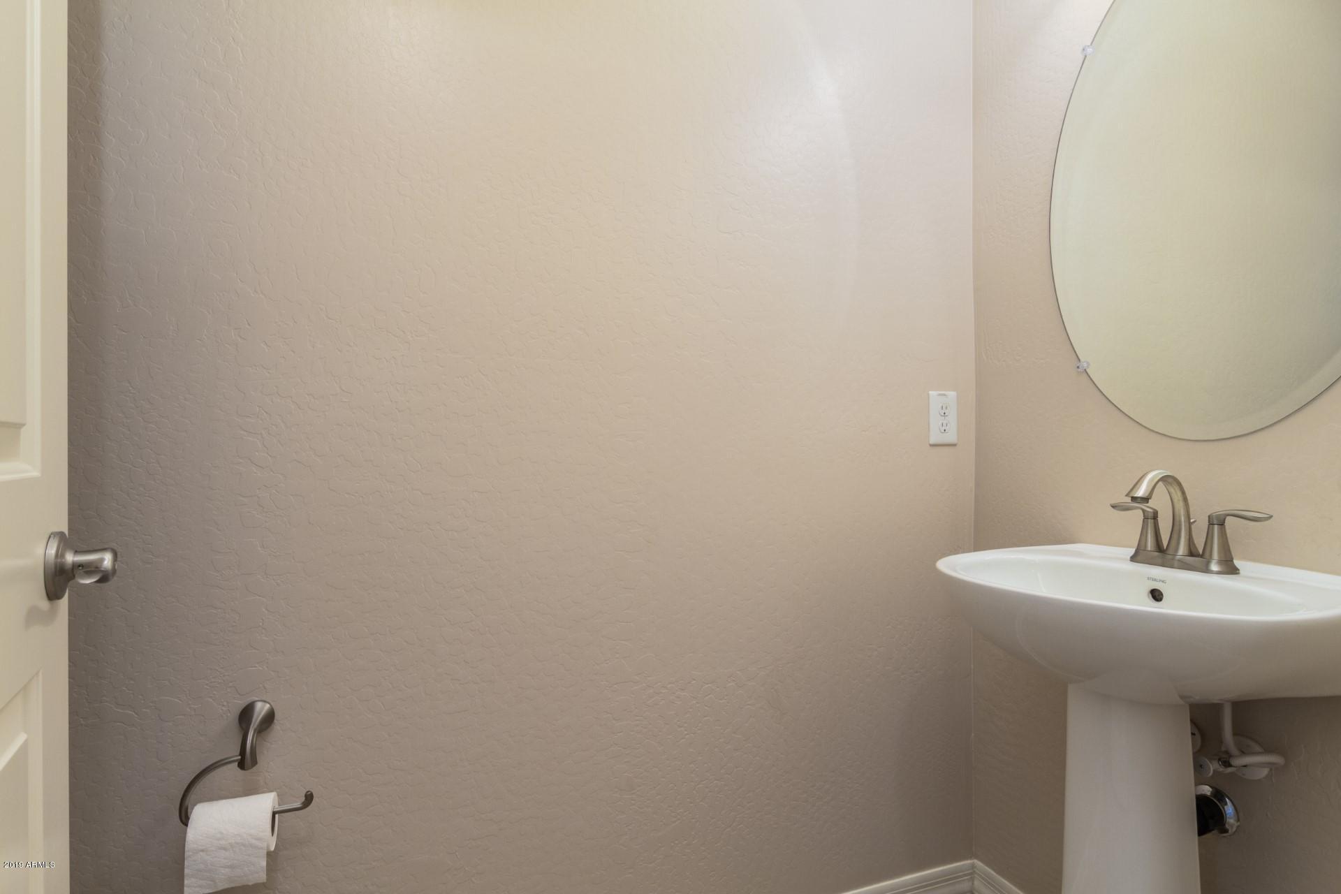 20876 West Stone Hill Road Buckeye, AZ 85396 - Photo 14 of 34 1/2 bath