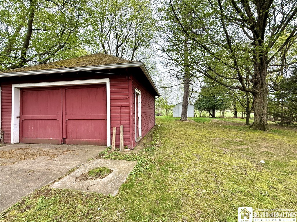 4571 West Main Road Pomfret, NY 14063 - Photo 5 of 37