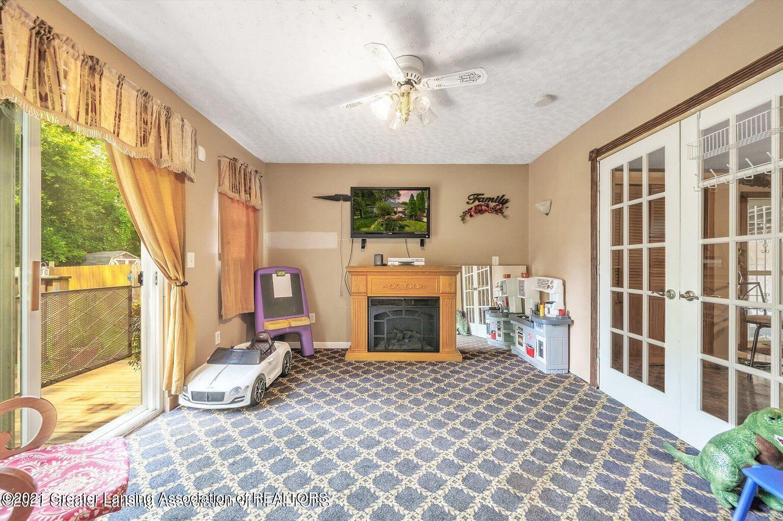 4926 Pleasant Grove Road Lansing, MI 48910 - Photo 17 of 36 PG15