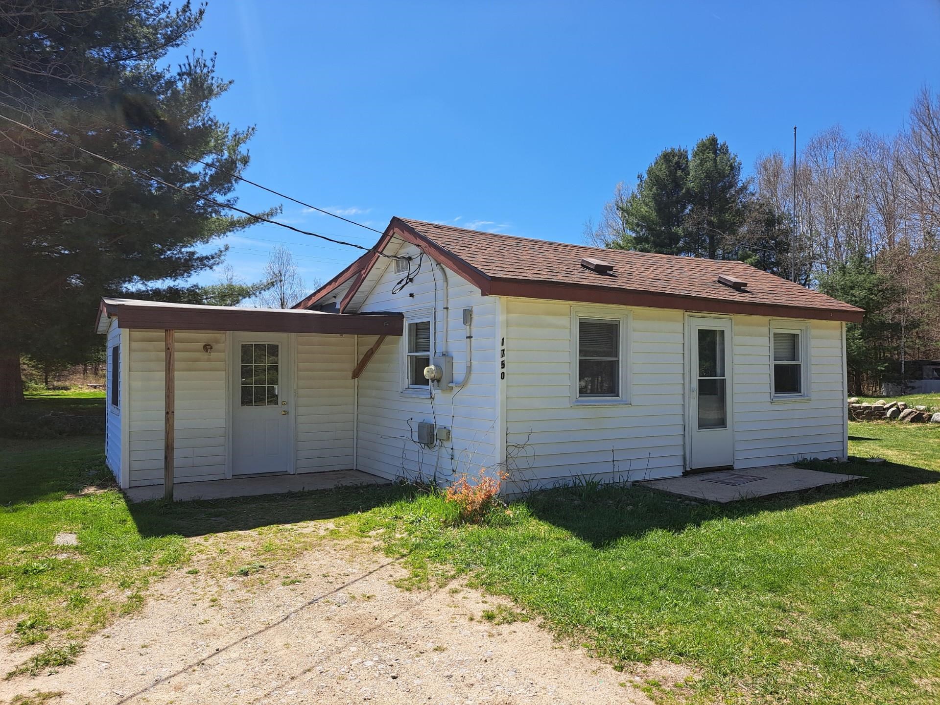 1750 West Washington Road Farwell, MI 48622 - Photo 1 of 12