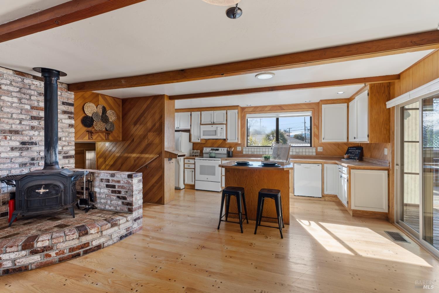 329 Jones Street Ukiah, CA 95482 - Photo 1 of 25 Large open kitchen