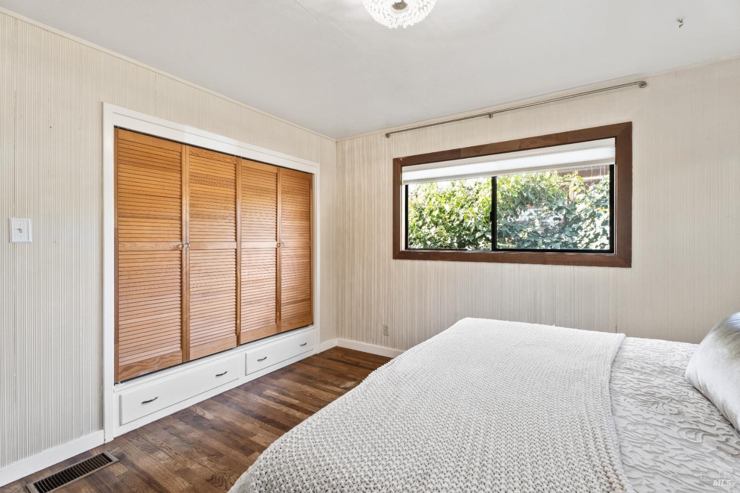 329 Jones Street Ukiah, CA 95482 - Photo 13 of 25 Bedroom 1