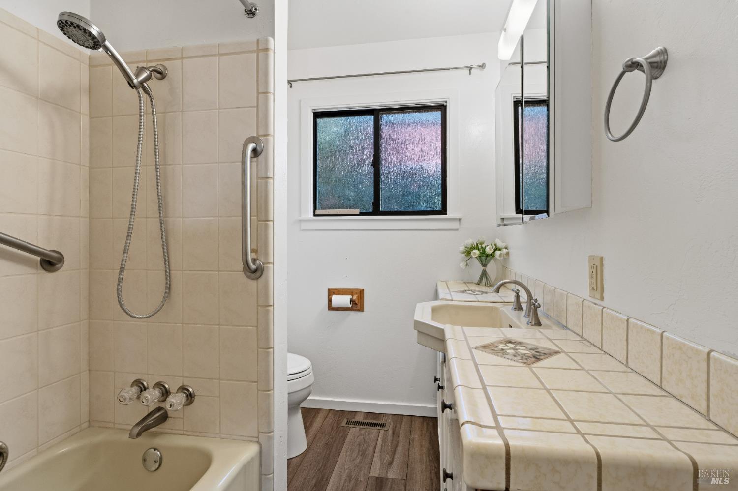 329 Jones Street Ukiah, CA 95482 - Photo 14 of 25 Bathroom 1