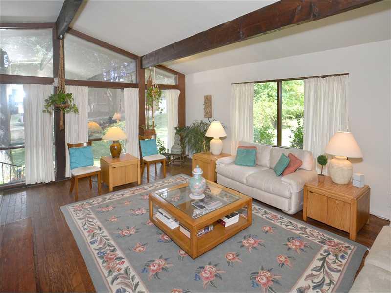 Living Room. 