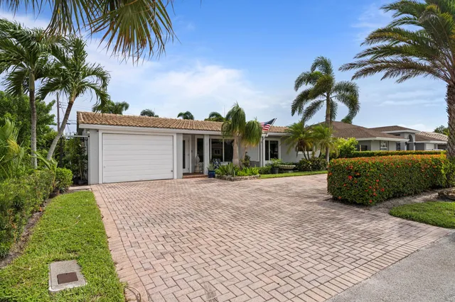 $849,000 | 8 Southeast 8th Avenue, Deerfield Beach, FL 33441