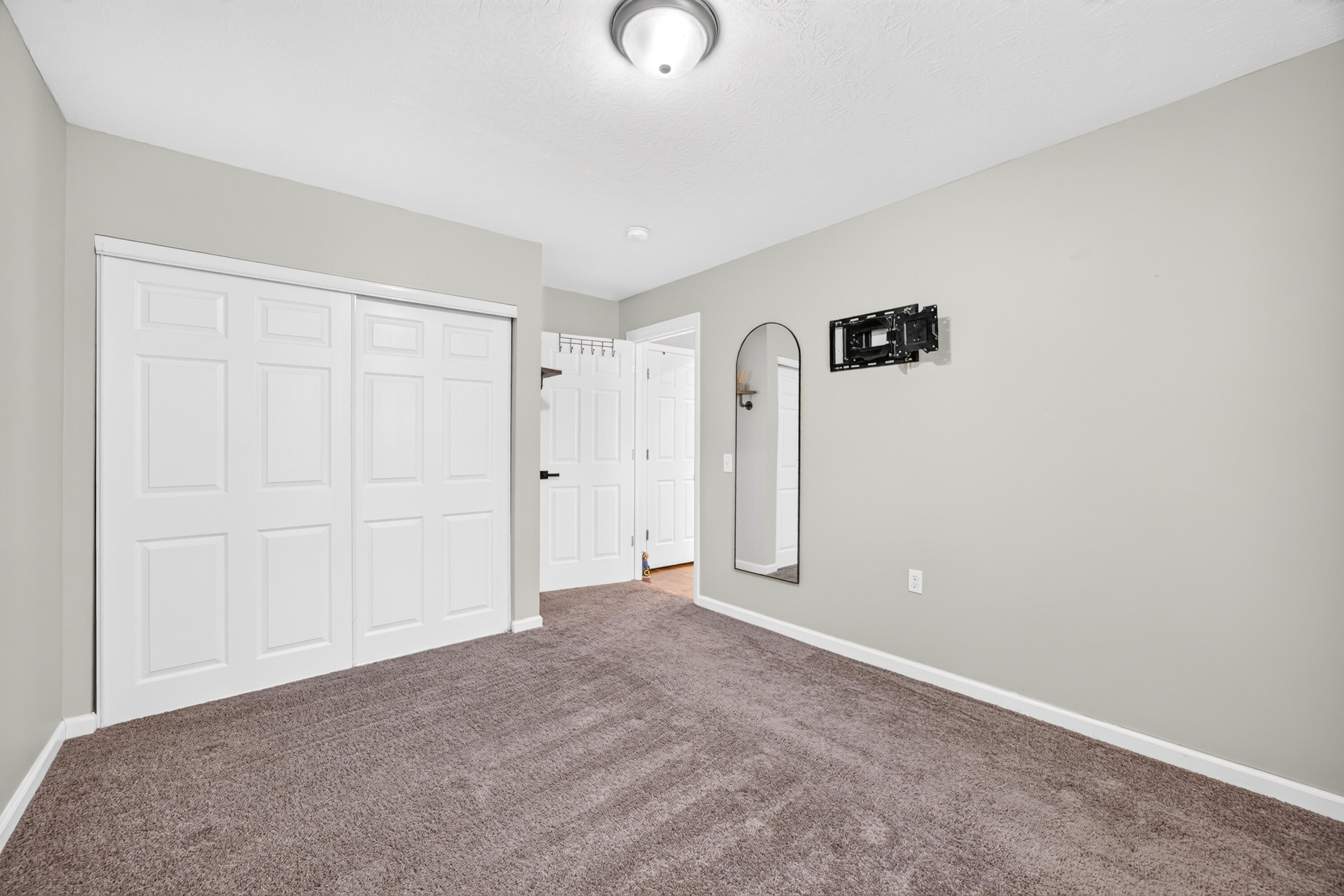486 Forest Road Covington, KY 41015 - Photo 17 of 42 IMG_4432