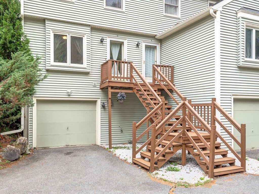 17 Cove Road, Unit 17 Hubbardston, MA 01452 - Photo 5 of 33 Gallery Image 5