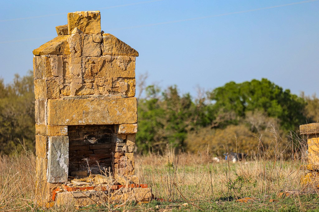 1474 County Road 212 Voca, TX 76887 - Photo 16 of 35