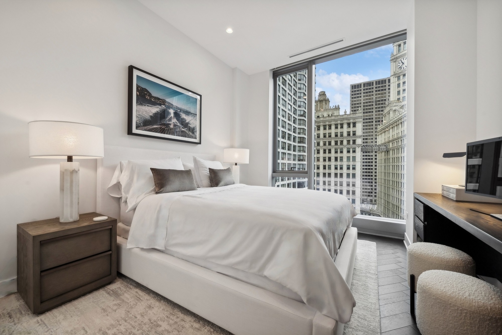 403 North Wabash Avenue, Unit 12B Chicago, IL 60611 - Photo 36 of 49 Gallery Image 36
