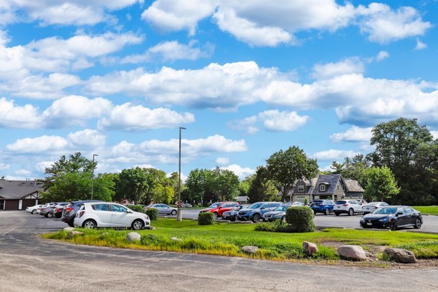 1400 North Elmhurst Road, Unit 217 Mount Prospect, IL 60056 - Photo 21 of 22