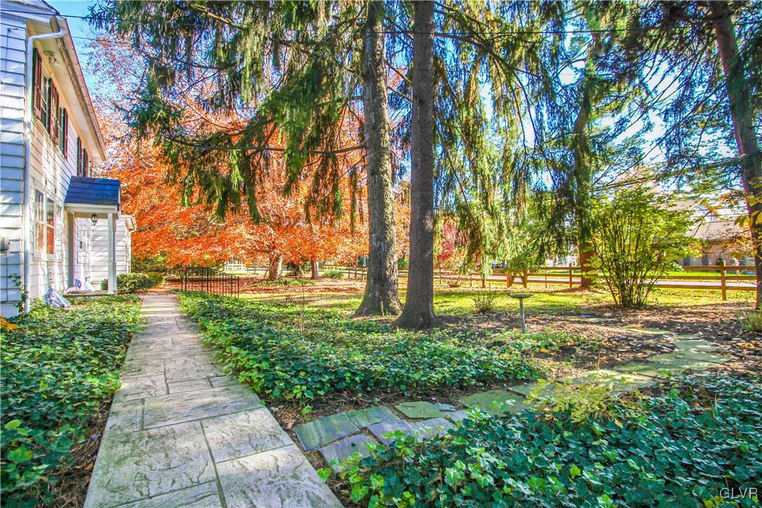 505 East Macada Road Bethlehem, PA 18017 - Photo 3 of 50 Gallery Image 3