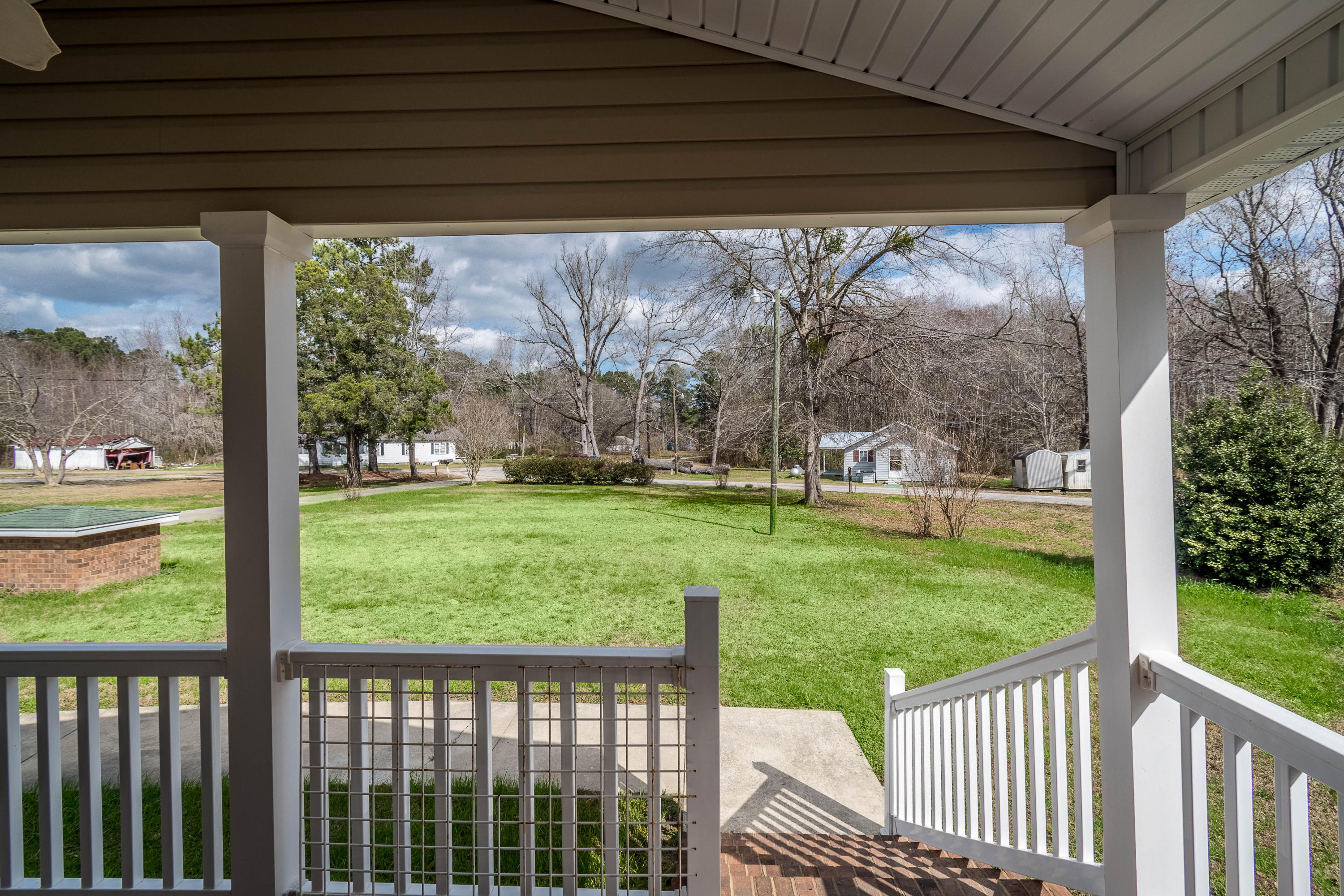 128 Orchid Loop St. George, SC 29477 - Photo 6 of 42 128OrchidLoop-HR-6