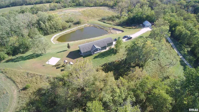 $450,000 | 1915 Highway 67, Meredosia, IL 62665