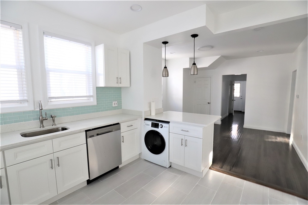 96 Washington Street, Unit 1 Malden, MA 02148 - Photo 1 of 10