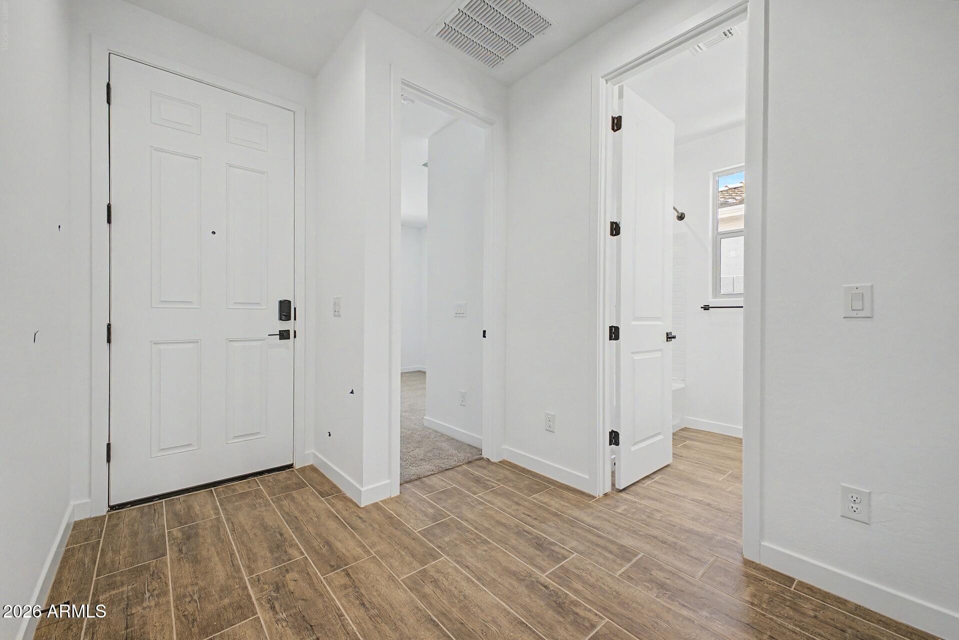 8042 West Granada Road Phoenix, AZ 85035 - Photo 8 of 35