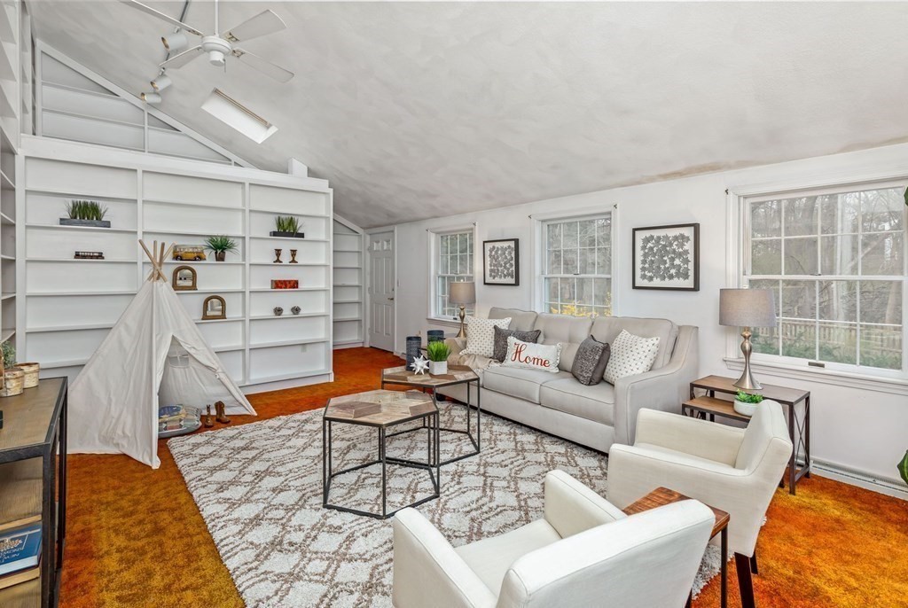 61 Sheridan Road Wellesley, MA 02481 - Photo 14 of 33