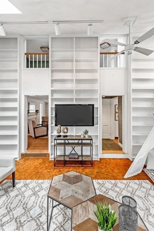 61 Sheridan Road Wellesley, MA 02481 - Photo 16 of 33